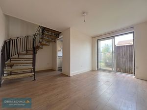 Living room- click for photo gallery